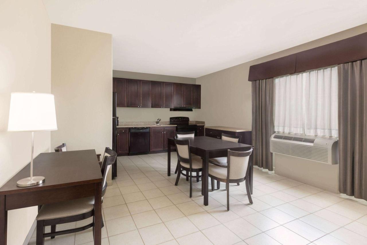 Baymont By Wyndham Columbus Ξενοδοχείο Εξωτερικό φωτογραφία